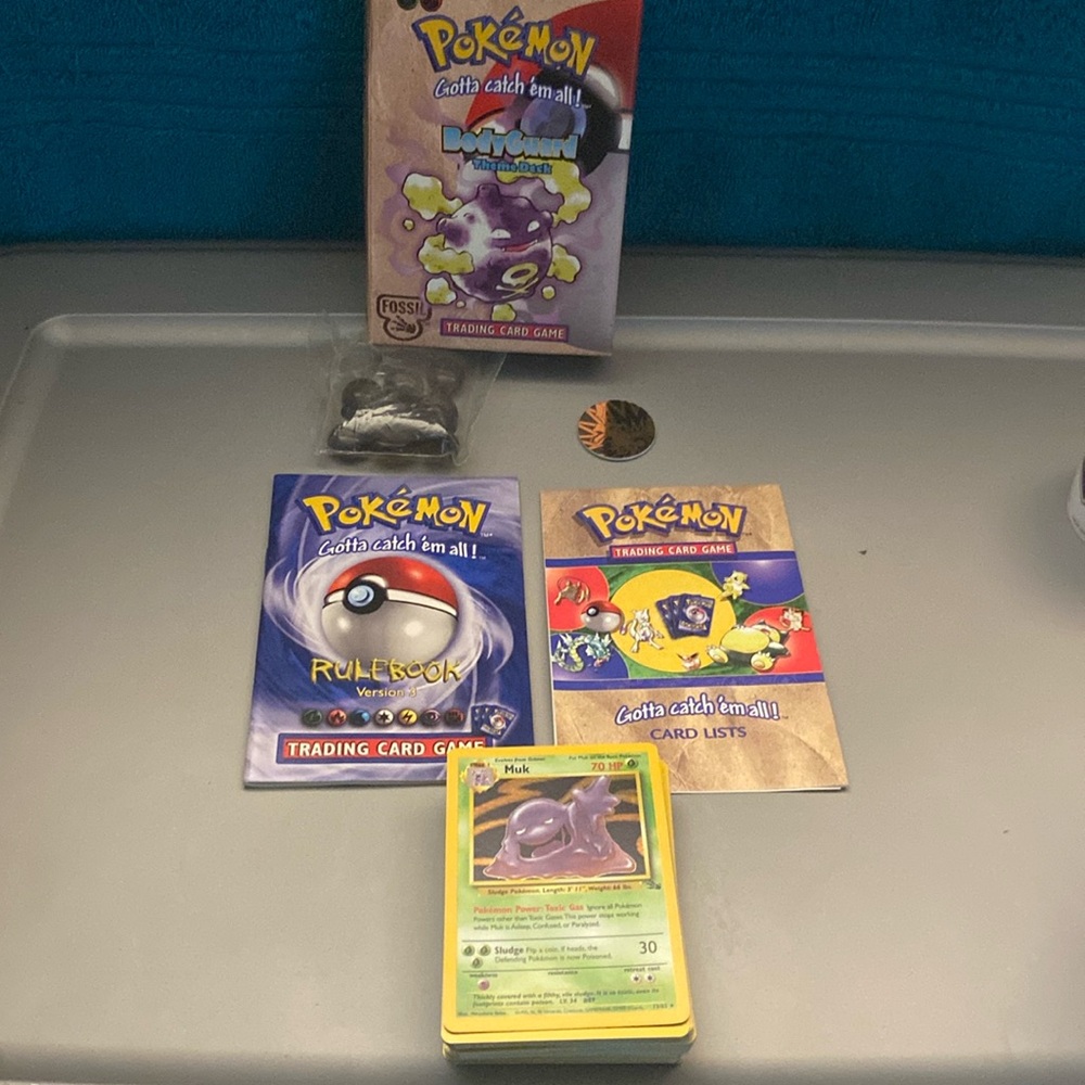 1999 Pokémon "BodyGuard" Fossil Theme Deck complete